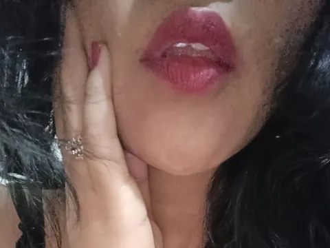 Live webcam sex with adult webcam model AakritiRajwanshi