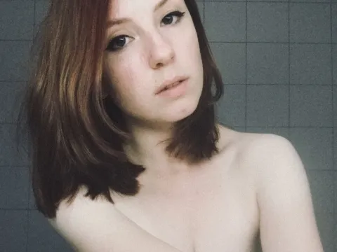 Live webcam sex with adult webcam model AlaskaKiro