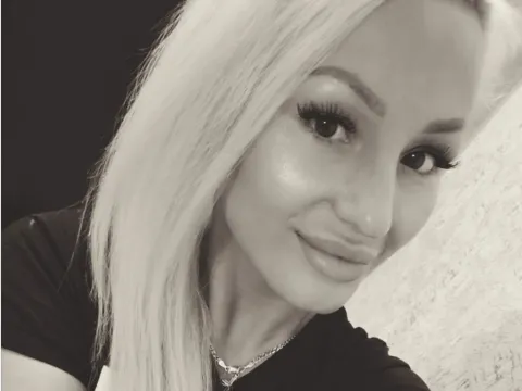 Live webcam sex with adult webcam model AleksaElisa