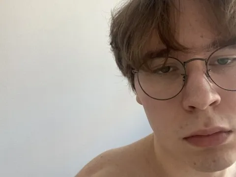 Live webcam sex with adult webcam model AlexGosling