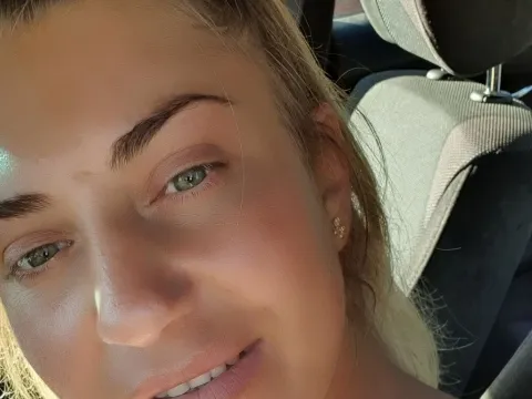 Live webcam sex with adult webcam model AlexaWilston