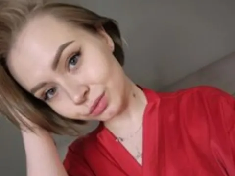 Live webcam sex with adult webcam model AliceJones