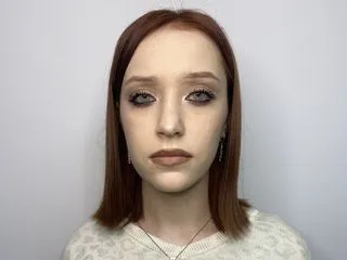 Live webcam sex with adult webcam model AlodieChaplin