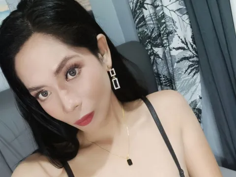 Live webcam sex with adult webcam model AriannaEneria