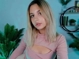 Live webcam sex with adult webcam model BrandySilva