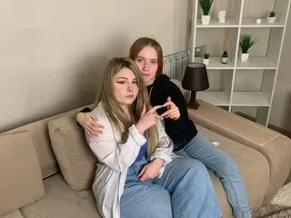 Live webcam sex with adult webcam model GwenAndEdyth