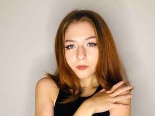 Live webcam sex with adult webcam model MerylHewlett